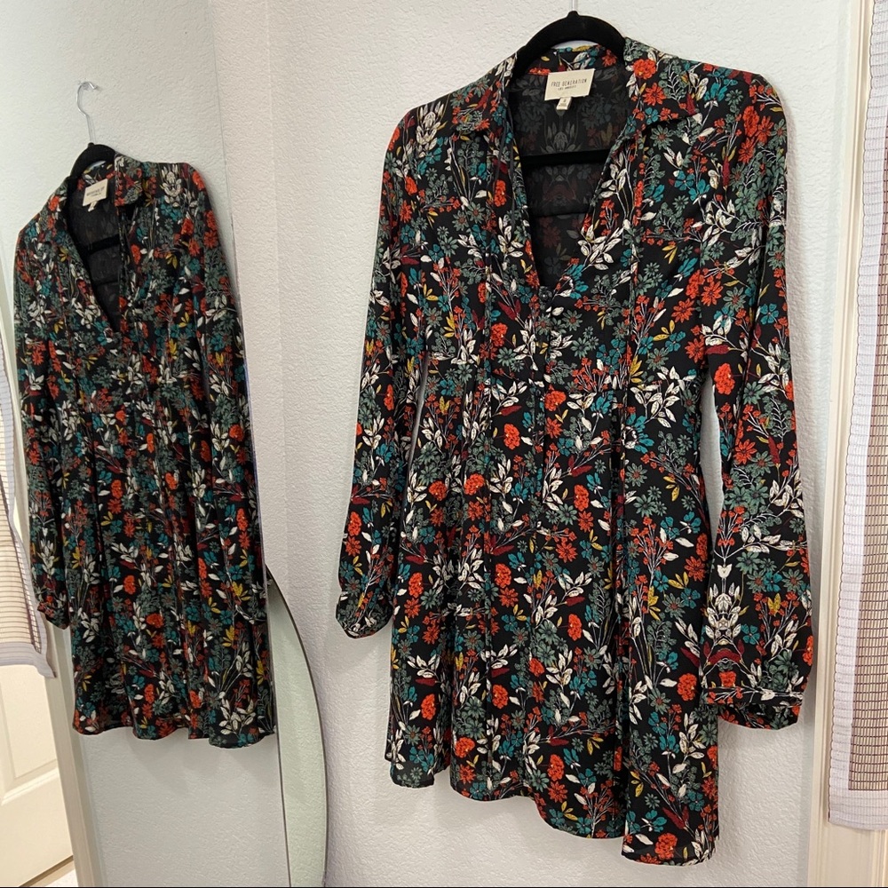 Floral Dress (POCKETS!)
